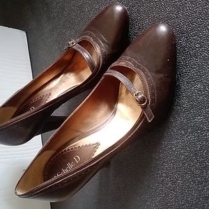 Women's Pumps/Heels